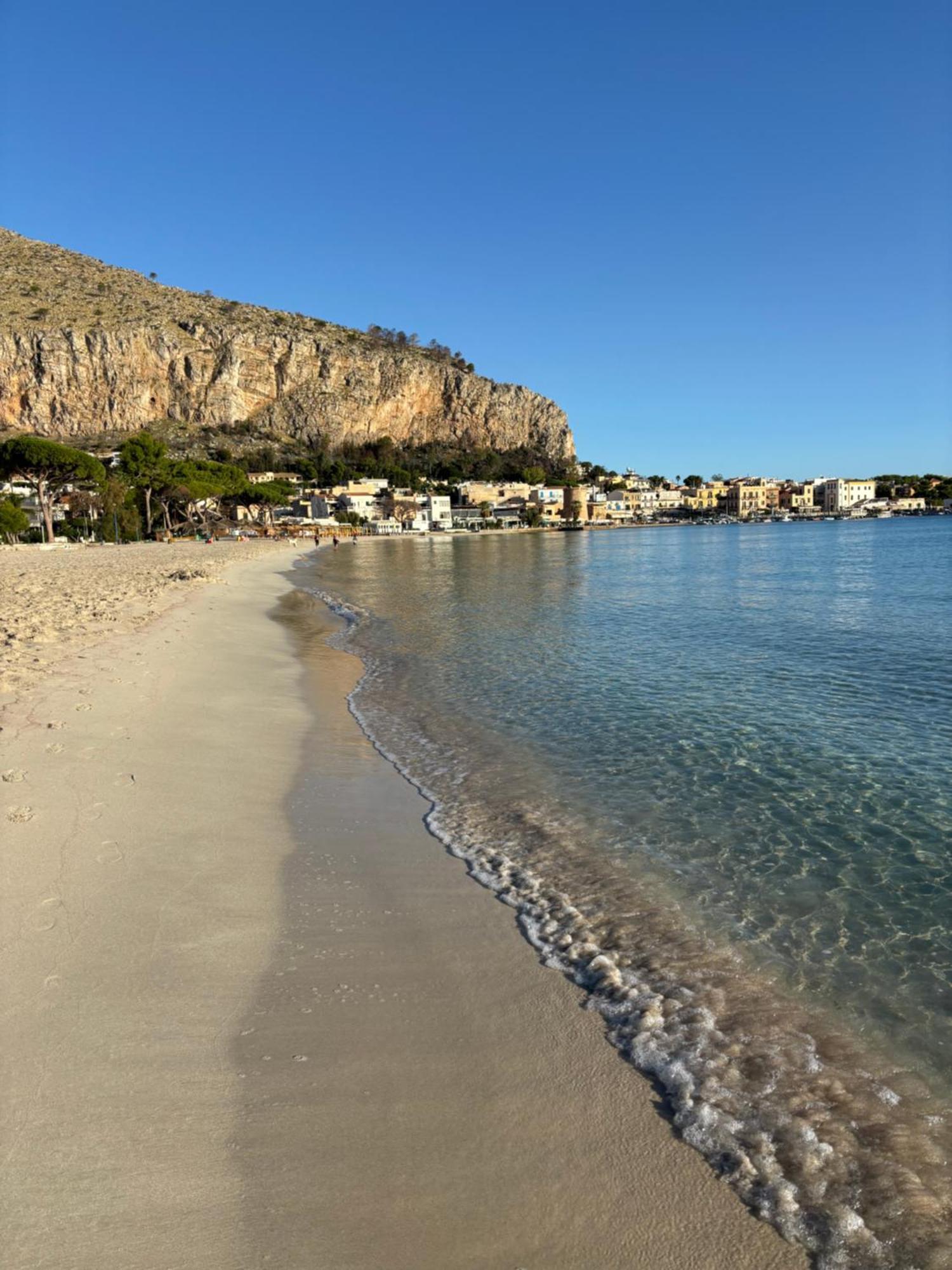 Mondello Room Екстериор снимка